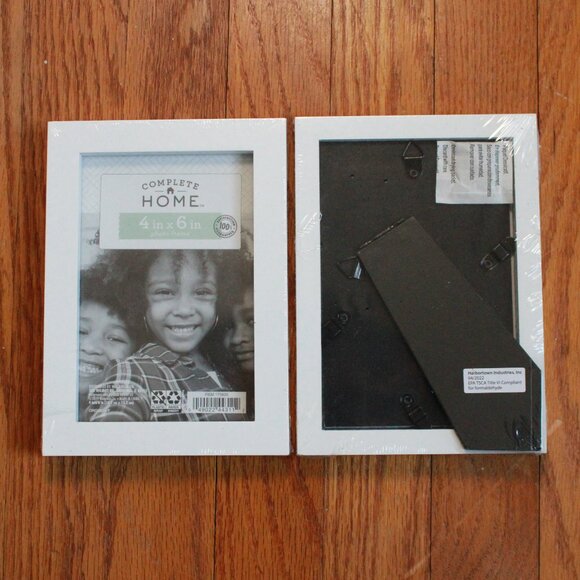 Pair of Complete Home Wooden Picture Frames - Picture 1 of 2